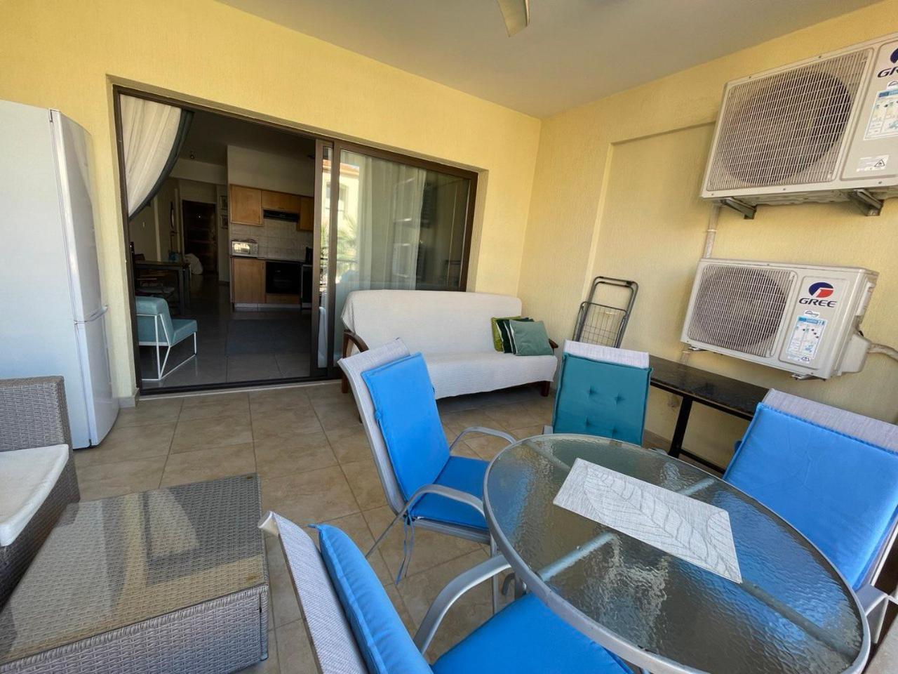 Queens Gardens Paphos Extérieur photo
